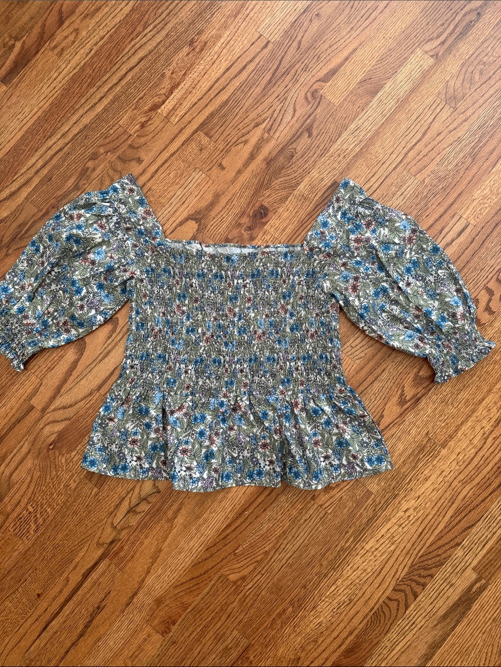 Sunday up Smocked Square-Neck top, Small
